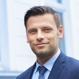 Rechtsanwalt und Notar Niklas Kemper